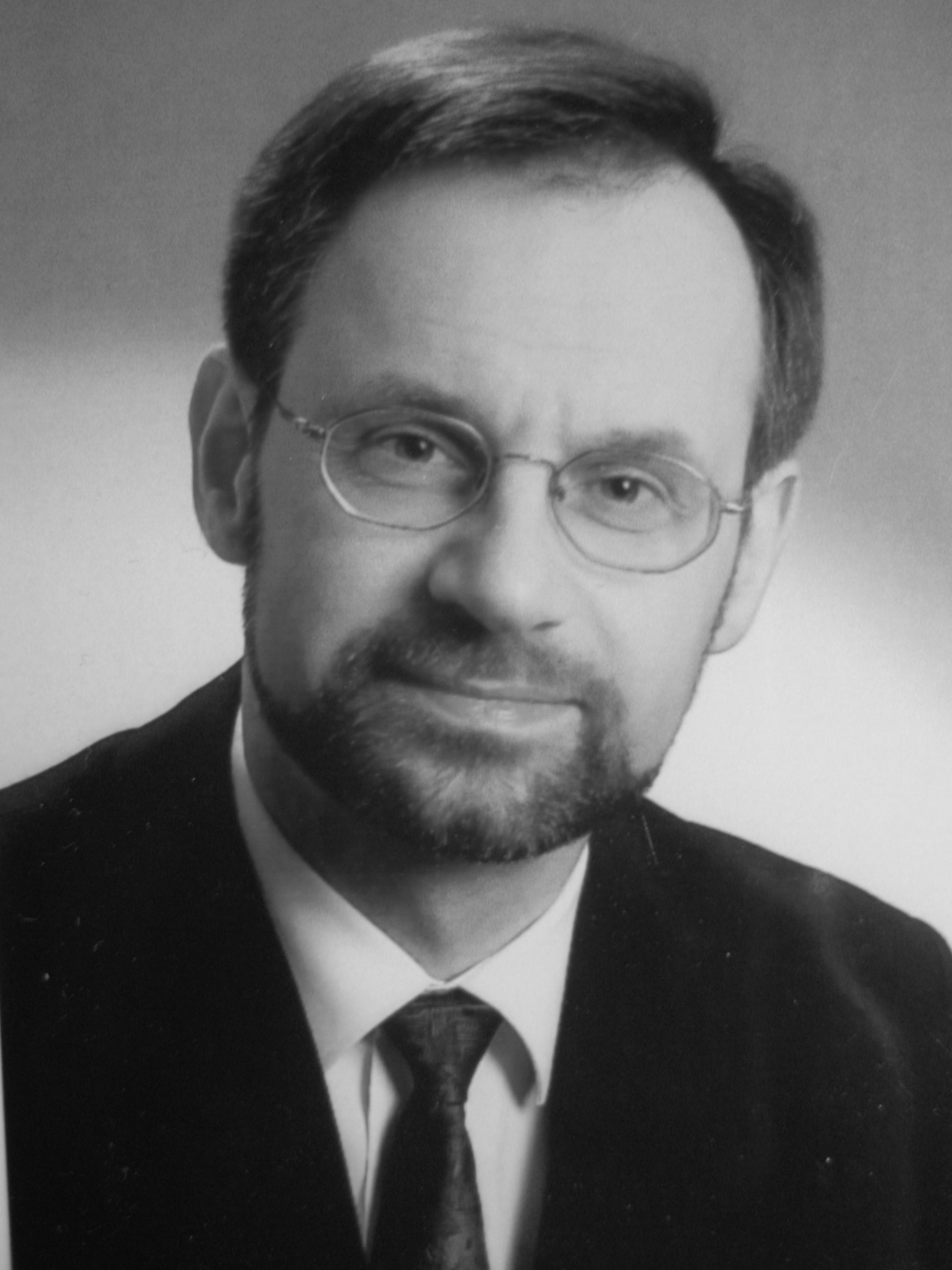 Dr. 
					Eckhard Becker